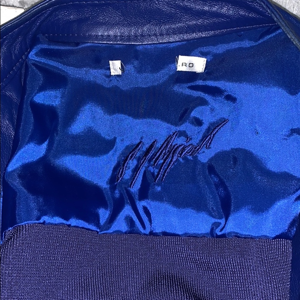 Jacket - Picture 3 of 4